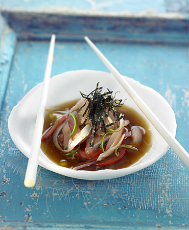 Ensalada de pescado marinado en salsa ponzu - Delicooks